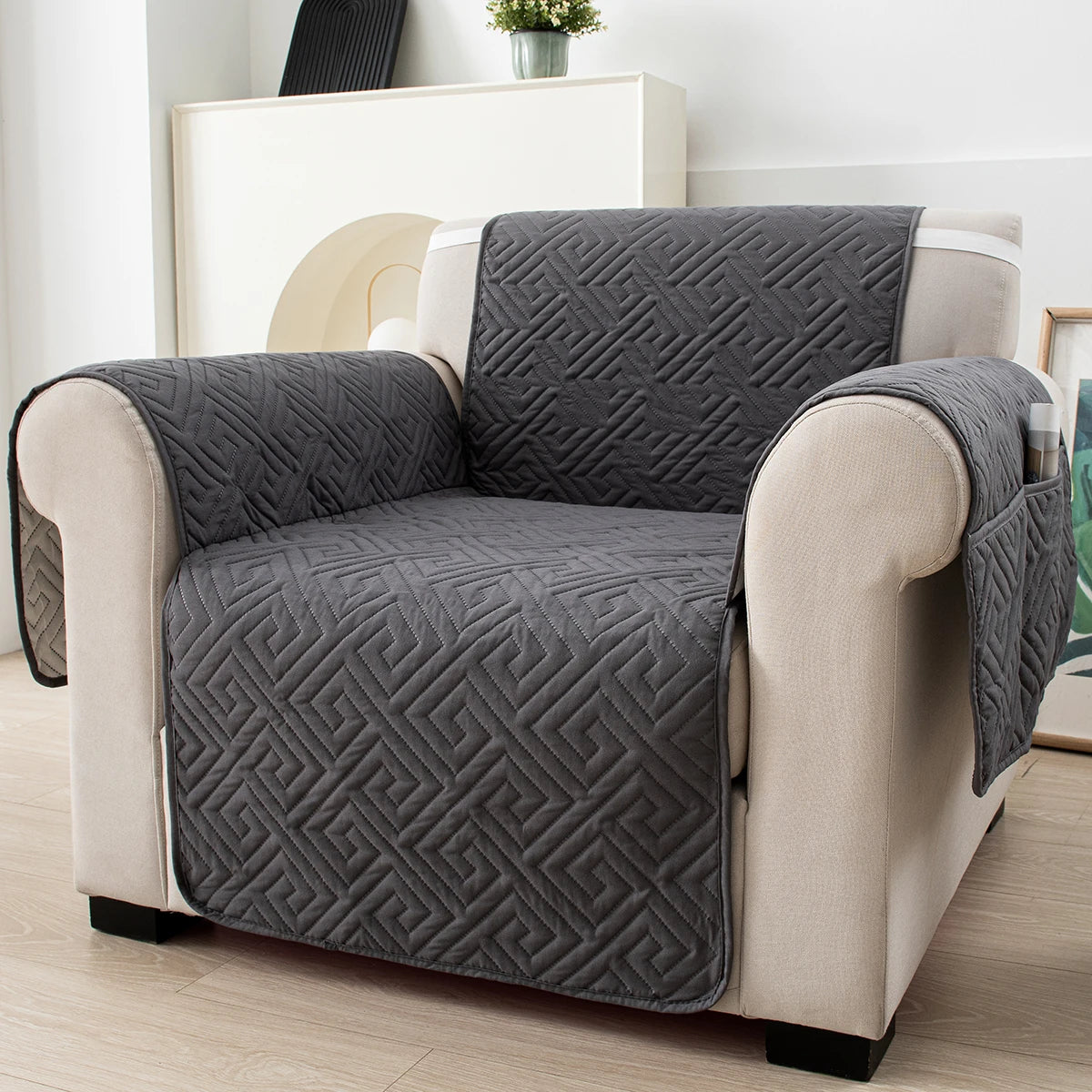 Housse Matelassée Antidérapante pour Canapé – Protection Douce et Ajustable